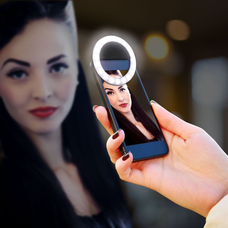 Rechargeable LED Clip-On Ring Light for SmartPhones and Tablets